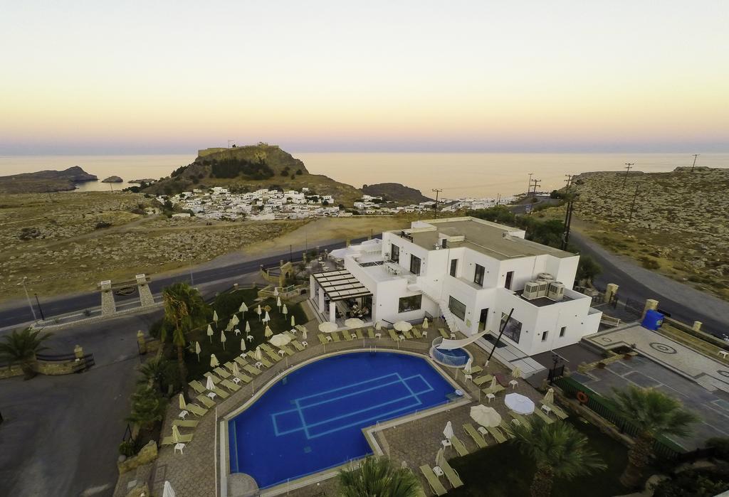 View Ξενοδοχείο 4*